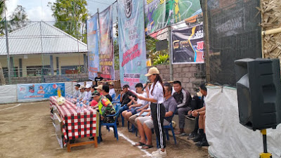 Babinsa Desa Sekumpul Serda I Made Sukrawan Hadiri Pembukaan Turnamen Futsal Antar Desa di Desa Sekumpul Kecamatan Sawan